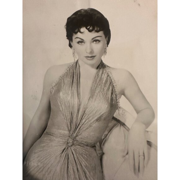 Vintage Jeanne Crain Photo European Actress Black & White 3.5x4.5" Glamour Portr - Picture 1 of 13